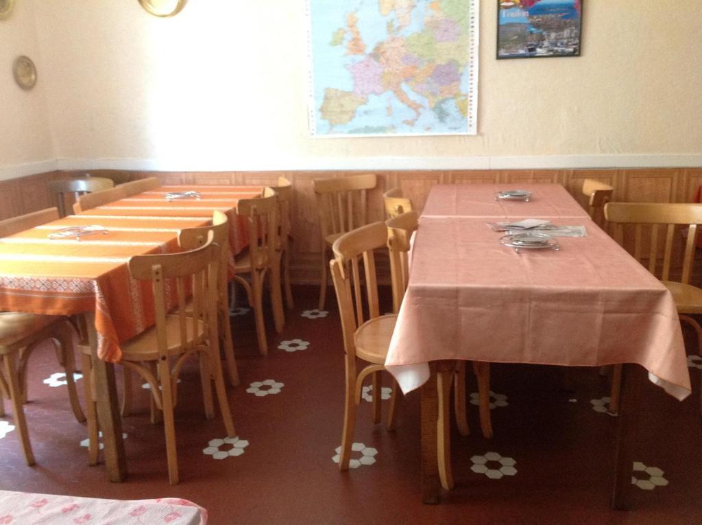 Hotel Maria Lourdes Bagian luar foto